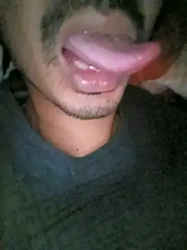 Snapshot of dreamtoungelick69 chatting on 13, 1, 2026 dreamtoungelick69 online show from 13, 1, 2026