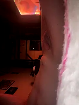 Snapshot of Chris-LE91 chatting on 16, 9, 2025 Chris-LE91 online show from 16, 9, 2025