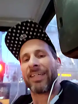 Snapshot of FireFox_Feel chatting on 25, 2, 2025 FireFox Feel online show from 25, 2, 2025