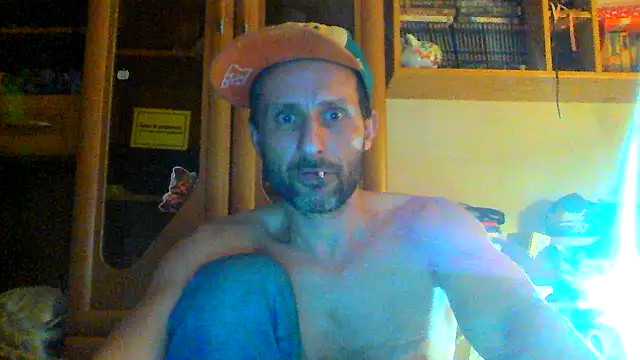 Snapshot of FireFox_Feel chatting on 22, 3, 2025 FireFox Feel online show from 22, 3, 2025