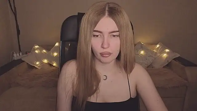 ViolettaLopez online show from 3, 12, 2025