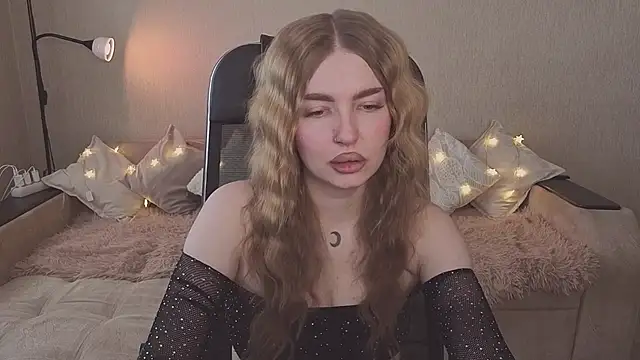 Snapshot of ViolettaLopez chatting on 17, 2, 2026 ViolettaLopez online show from 17, 2, 2026