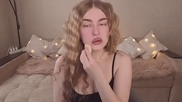 Snapshot of ViolettaLopez chatting on 20, 3, 2026 ViolettaLopez online show from 20, 3, 2026