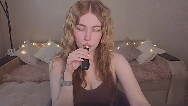 ViolettaLopez online show from 18, 5, 2026