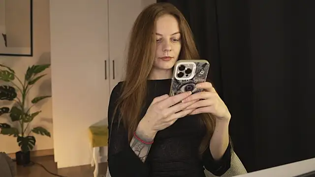 Snapshot of LadyInBad chatting on 16, 10, 2025 LadyInBad online show from 16, 10, 2025