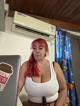 Snapshot of sofy_alone chatting on 14, 5, 2026 sofy alone online show from 14, 5, 2026