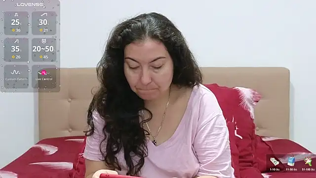 Snapshot of BBW_MILF_4U chatting on 27, 10, 2025 BBW MILF 4U online show from 27, 10, 2025