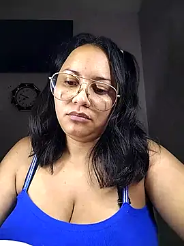 Snapshot of sharon_1 chatting on 18, 10, 2025 sharon 1 online show from 18, 10, 2025