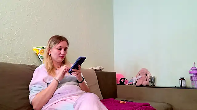 ModelEva online show from 28, 5, 2026