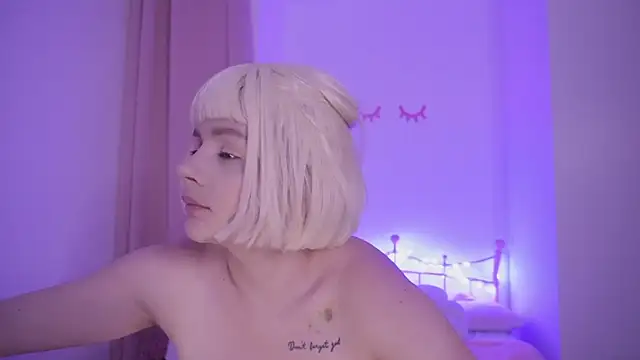 Snapshot of bella_adams_ chatting on 6, 1, 2026 bella adams online show from 6, 1, 2026