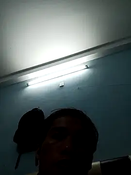 Cachcutee online show from 31, 12, 2024