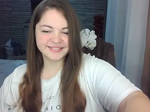 Snapshot of cute__cherry chatting on 24, 10, 2025 cute  cherry online show from 24, 10, 2025
