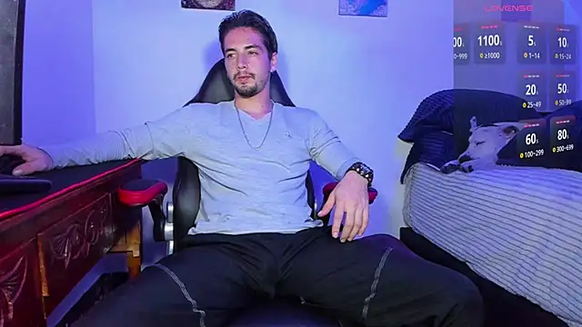 Alex smith00 online show from 25, 1, 2025