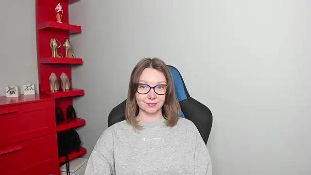 Cookie zoe online show from 14, 5, 2026