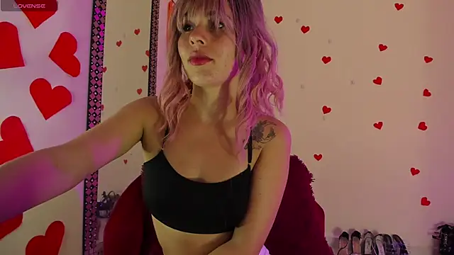 Snapshot of Cristina__Smith chatting on 3, 3, 2025 Cristina Smith online show from 3, 3, 2025