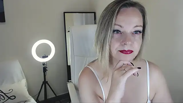 Snapshot of Tilly_Eliot chatting on 30, 1, 2025 Tilly Eliot online show from 30, 1, 2025