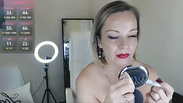 Snapshot of Tilly_Eliot chatting on 2, 2, 2025 Tilly Eliot online show from 2, 2, 2025