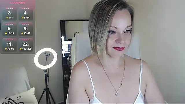 Snapshot of Tilly_Eliot chatting on 20, 2, 2025 Tilly Eliot online show from 20, 2, 2025
