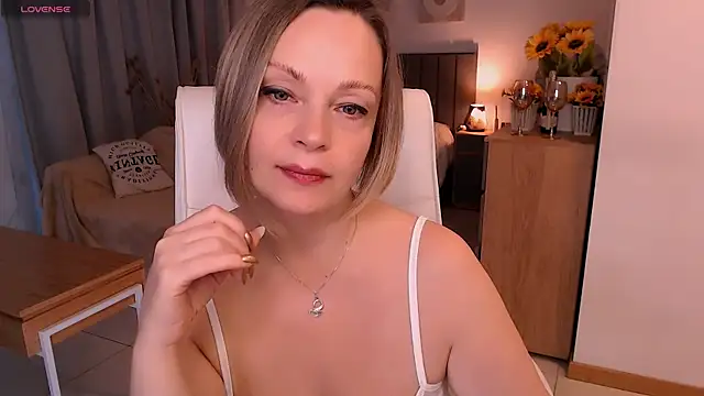 Tilly Eliot online show from 22, 6, 2026