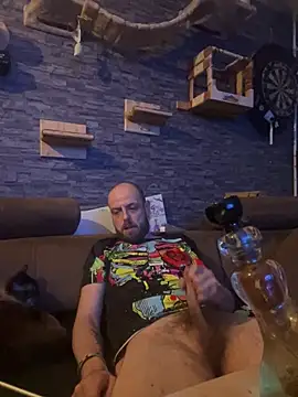 Snapshot of kissfreak85 chatting on 11, 1, 2025 kissfreak85 online show from 11, 1, 2025