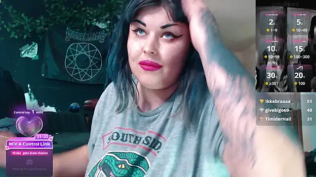 Snapshot of Psychobitch7 chatting on 8, 6, 2026 Psychobitch7 online show from 8, 6, 2026