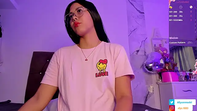 alysson 18 online show from 11, 2, 2026