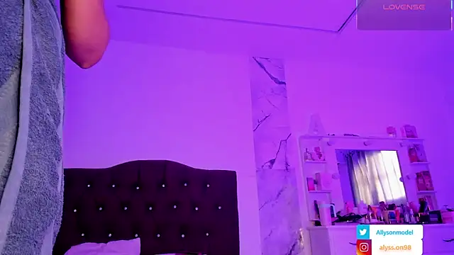 alysson 18 online show from 9, 5, 2026