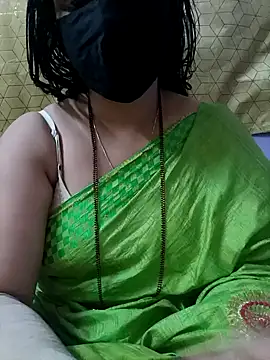 Snapshot of Rising_Smiler chatting on 4, 12, 2024 Rising Smiler online show from 4, 12, 2024