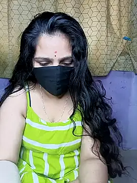 Snapshot of Rising_Smiler chatting on 20, 2, 2025 Rising Smiler online show from 20, 2, 2025