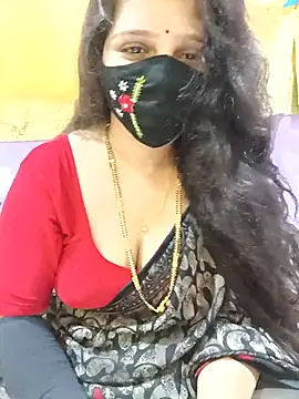 Snapshot of Rising_Smiler chatting on 2, 10, 2025 Rising Smiler online show from 2, 10, 2025