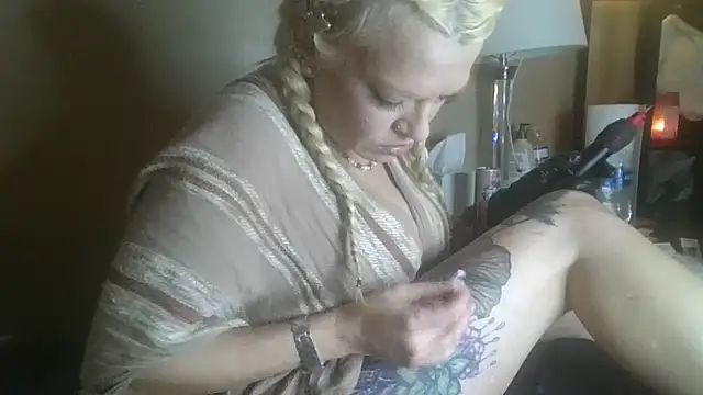 Snapshot of marilyn420 chatting on 18, 7, 2026 marilyn420 online show from 18, 7, 2026