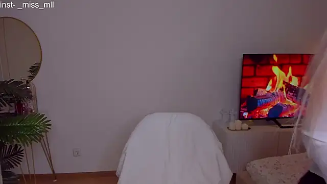 Snapshot of MaaryM chatting on 4, 3, 2026 MaaryM online show from 4, 3, 2026