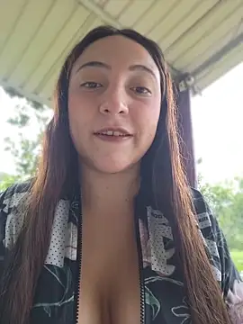 Snapshot of VickyHoult chatting on 17, 4, 2026 VickyHoult online show from 17, 4, 2026
