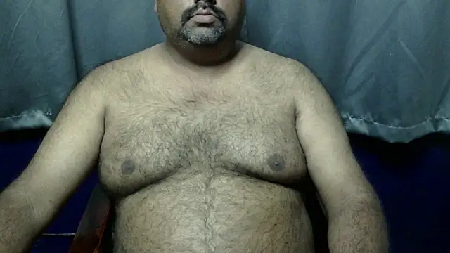 Snapshot of hairysubcub_70 chatting on 29, 10, 2025 hairysubcub 70 online show from 29, 10, 2025