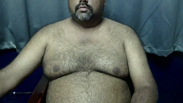 Snapshot of hairysubcub_70 chatting on 3, 11, 2025 hairysubcub 70 online show from 3, 11, 2025