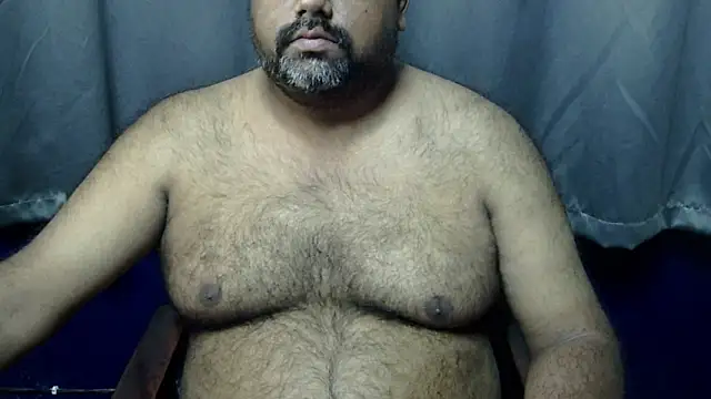 Snapshot of hairysubcub_70 chatting on 9, 11, 2025 hairysubcub 70 online show from 9, 11, 2025