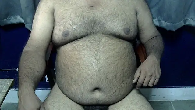 Snapshot of hairysubcub_70 chatting on 10, 11, 2025 hairysubcub 70 online show from 10, 11, 2025