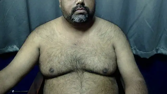 Snapshot of hairysubcub_70 chatting on 13, 11, 2025 hairysubcub 70 online show from 13, 11, 2025
