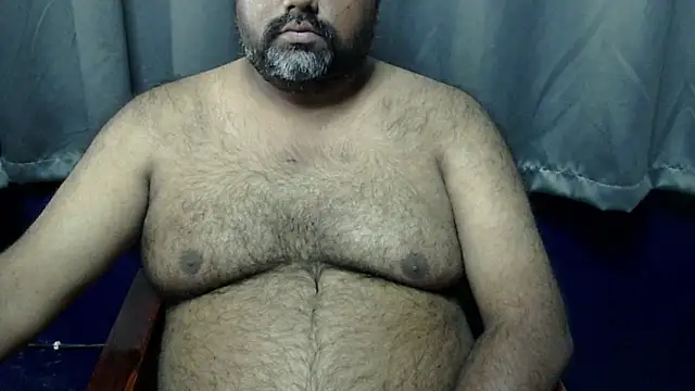Snapshot of hairysubcub_70 chatting on 18, 11, 2025 hairysubcub 70 online show from 18, 11, 2025