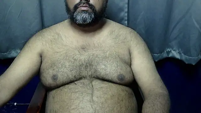Snapshot of hairysubcub_70 chatting on 5, 12, 2025 hairysubcub 70 online show from 5, 12, 2025
