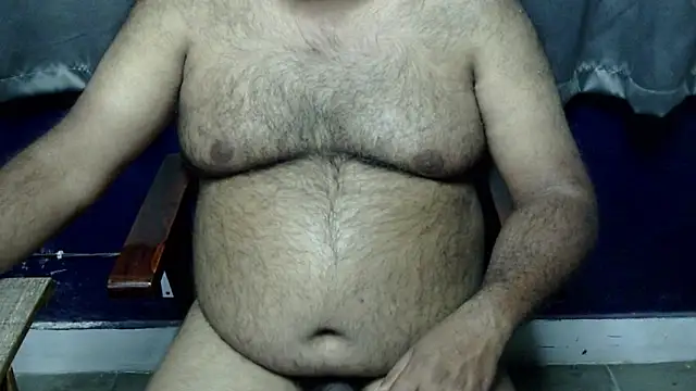 Snapshot of hairysubcub_70 chatting on 26, 2, 2026 hairysubcub 70 online show from 26, 2, 2026