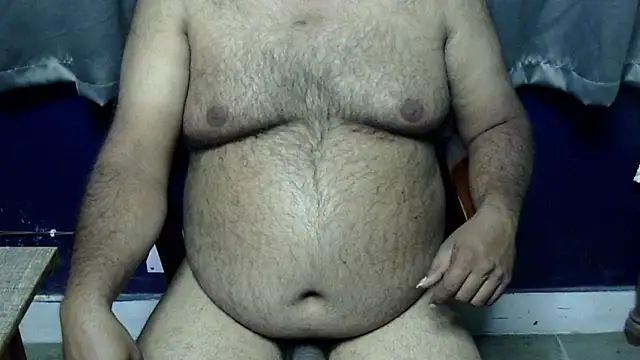 Snapshot of hairysubcub_70 chatting on 12, 3, 2026 hairysubcub 70 online show from 12, 3, 2026