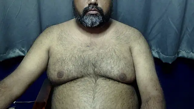 Snapshot of hairysubcub_70 chatting on 24, 3, 2026 hairysubcub 70 online show from 24, 3, 2026