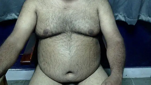 Snapshot of hairysubcub_70 chatting on 27, 3, 2026 hairysubcub 70 online show from 27, 3, 2026