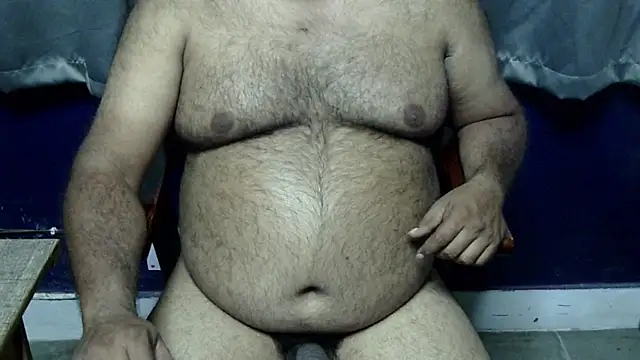 Snapshot of hairysubcub_70 chatting on 27, 3, 2026 hairysubcub 70 online show from 27, 3, 2026