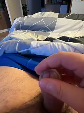 Snapshot of Tomi2244 chatting on 13, 11, 2025 Tomi2244 online show from 13, 11, 2025