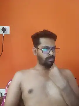 Snapshot of arhan3043 chatting on 13, 10, 2025 arhan3043 online show from 13, 10, 2025