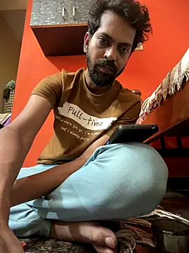 Snapshot of arhan3043 chatting on 19, 12, 2025 arhan3043 online show from 19, 12, 2025