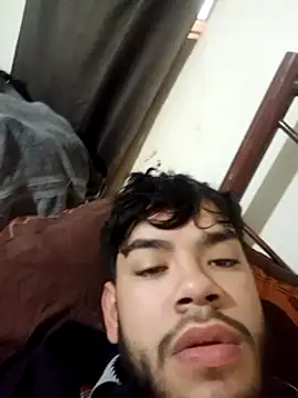 modelo38528061 online show from 9, 1, 2025