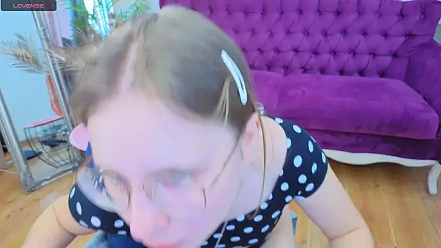 CharmedDoll online show from 19, 5, 2026
